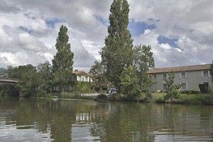 Auberge de la Riviere voted  best hotel in Velluire