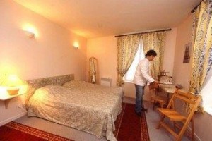 Logis Auberge de l'Omois voted  best hotel in Baulne-en-Brie