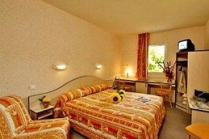 Logis Clem'otel voted  best hotel in Sainte-Hermine