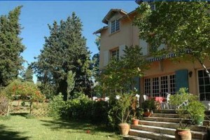 Logis Hostellerie le Blason de Provence voted  best hotel in Monteux