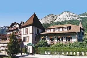Logis La Chaumiere Hotel Image