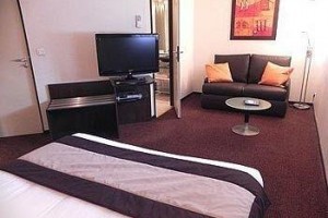 Logis Novalis voted 5th best hotel in Gradignan