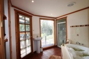 Love Grove Guest House Image