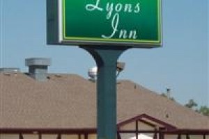 Lyons Inn voted  best hotel in Lyons 