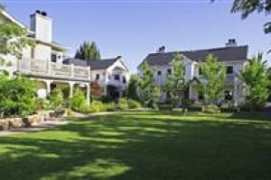 MacArthur Place - Sonoma's Historic Inn & Spa voted  best hotel in Sonoma