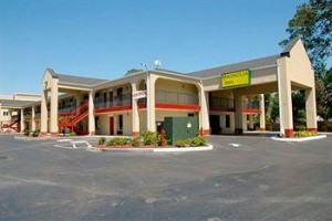 Magnolia Inn Kingsland voted 7th best hotel in Kingsland