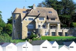 Manoir Dalmore voted 3rd best hotel in Nevez