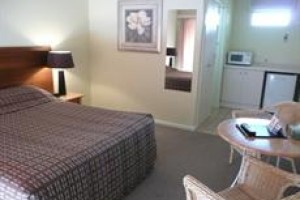 Margaret River Holiday Hotel & Suites Image