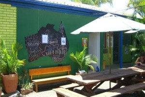 Maroochydore YHA Backpackers Hostel Image