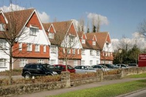 Menzies Chequers Gatwick voted 9th best hotel in Horley