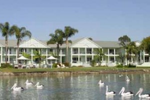 Moby Dick Waterfront Resort Motel Image