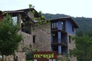 Monegal voted  best hotel in Guixers