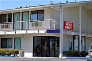 Motel 6 Hayward Image