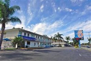 Motel 6 Stanton Image