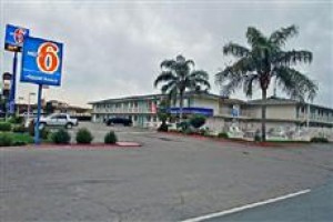 Motel 6 Tulare Image