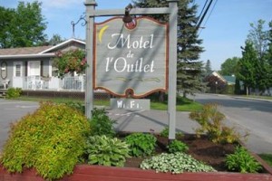 Motel de l'Outlet voted 5th best hotel in Magog