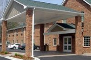 Mountain Inn & Suites Airport voted 4th best hotel in Hendersonville