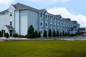 Mt. Pleasant Inn & Suites voted 4th best hotel in Mount Pleasant 