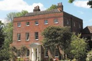 Mulberry House voted  best hotel in High Ongar