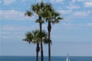 Newport Beachwalk Hotel voted 10th best hotel in Newport Beach