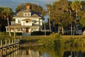 Night Swan Intracoastal Bed and Breakfast voted 5th best hotel in New Smyrna Beach