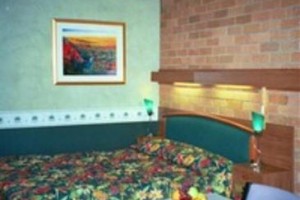 Ningana Motel Image