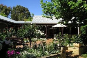 The Noble Grape Guest House voted 3rd best hotel in Cowaramup
