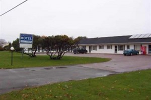 North River Motel voted  best hotel in Cornwall 