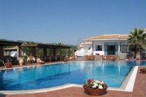 Oasis Hotel Kyparissia voted 2nd best hotel in Kyparissia