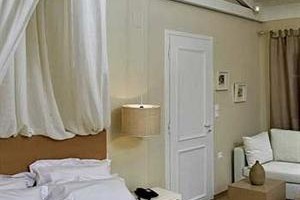 Ikies Small Elegant Houses voted  best hotel in Neapoli 