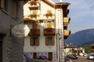 Palace Ravelli voted  best hotel in Mezzana
