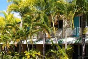 Palm Waters Holiday Villas Townsville Image