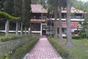 Pandu Lakeside Hotel Parapat Image
