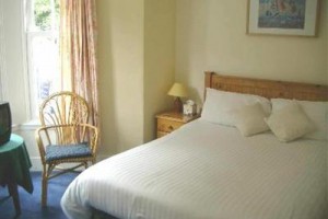 Penryn House voted 2nd best hotel in Looe