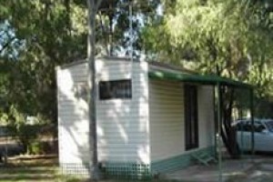 Pinjarra Caravan Park and Cabins Image