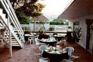 Plantation Bed & Breakfast voted  best hotel in Lemon Cove