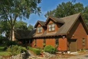 Plantation Oaks Inn Image
