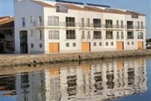 Port Rive Gauche voted  best hotel in Marseillan