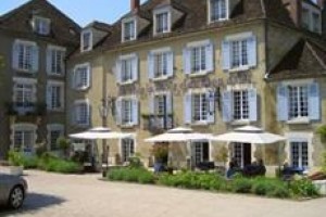 Poste et Lion d'Or voted  best hotel in Vezelay