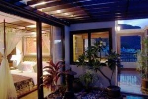 Phi Phi Palmtree Resort voted 4th best hotel in Ko Phi Phi Don