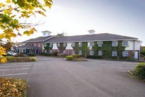 Premier Inn Newbold North Rugby (England) voted 3rd best hotel in Rugby
