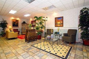 Quality Inn & Suites Livonia Image