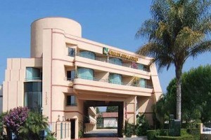 Quality Inn & Suites Riverside (California) Image