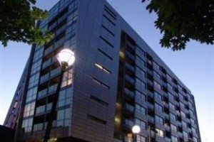 Quay Apartments Elmira Way Salford Image