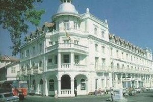 Queen's Hotel Kandy Image