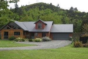 Rainforest Motel Fox Glacier Image