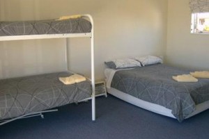 Ranfurly Holiday Park & Motels Image