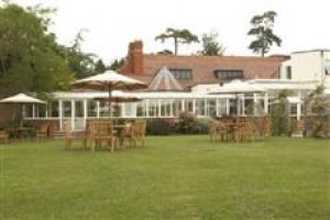 Redwood Hotel & Country Club Failand voted  best hotel in Failand