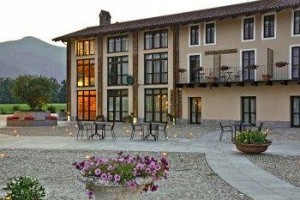 Relais Bella Rosina voted  best hotel in Fiano