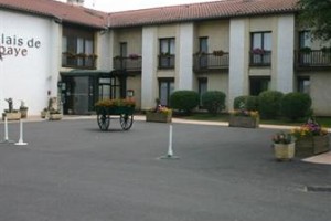 Relais de l'Abbaye voted  best hotel in Charlieu